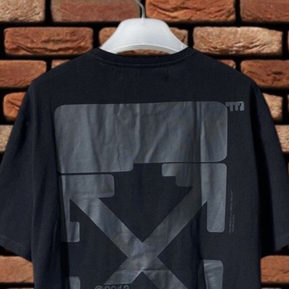 off-white Black short sleeve - Picture 3 of 5
